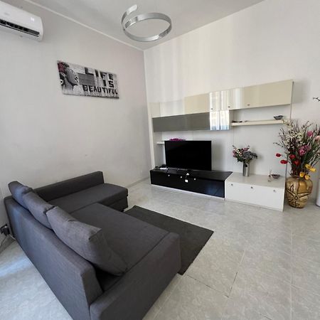 Port House Apartment Civitavecchia Exterior foto