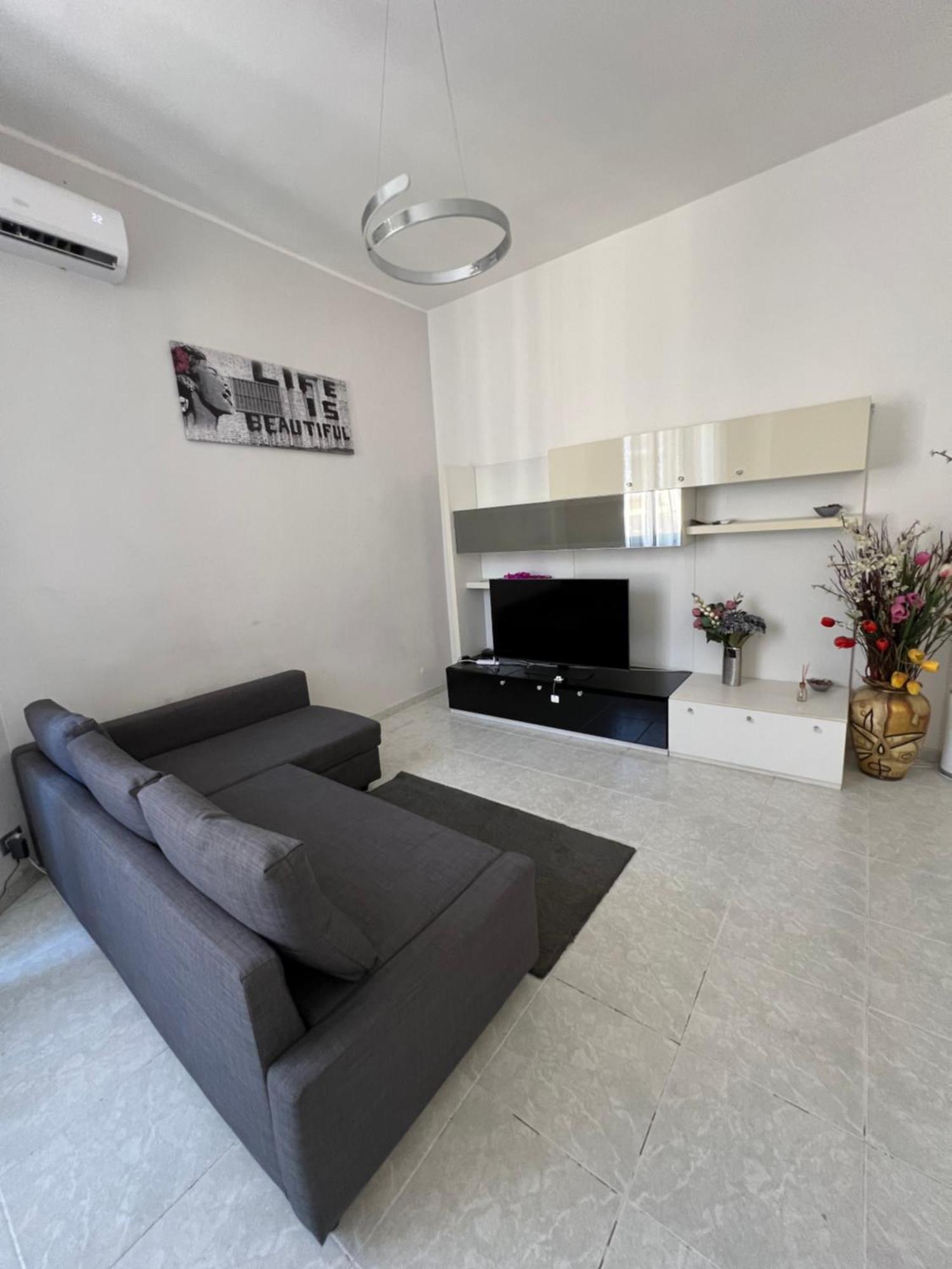 Port House Apartment Civitavecchia Exterior foto